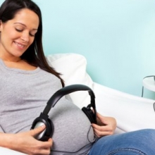 Słuchanie muzyki w czasie ciąży